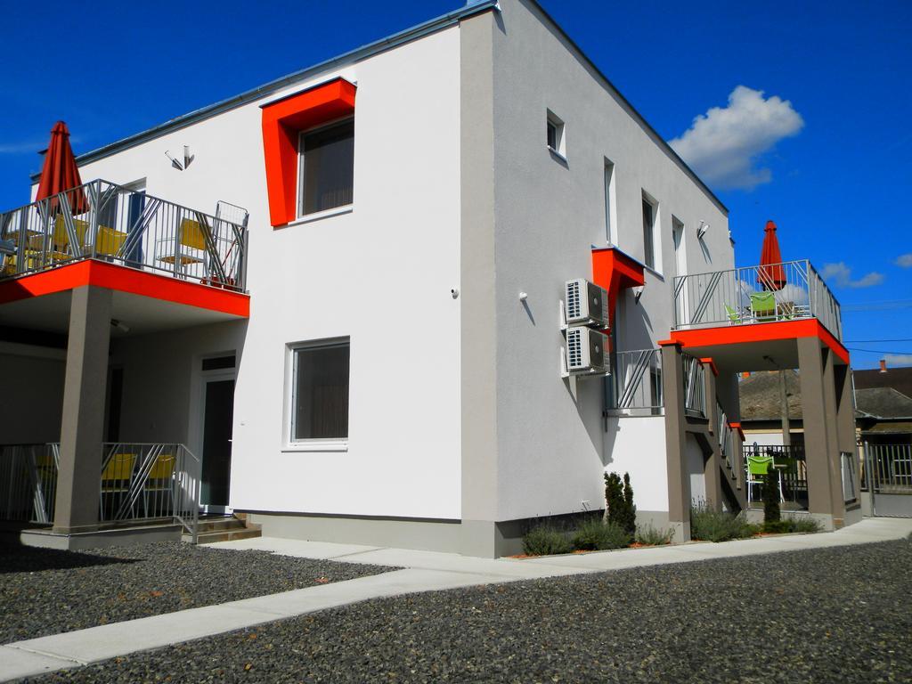 Armada Premium Apartman Hajdúszoboszló Zewnętrze zdjęcie